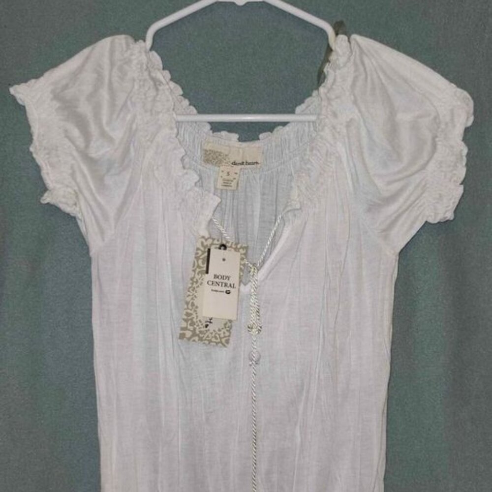 Short-Sleeved Ruffle Sleeve and Waist Blouse, NWT, Women's Size Small